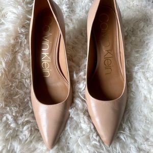Calvin Klein Gayle Pumps 7.5 Nude